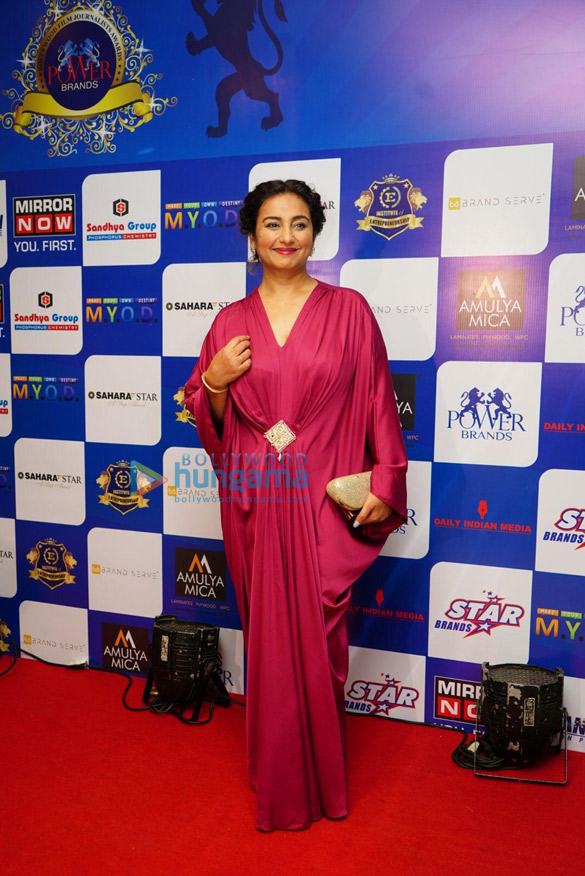 photos celebs grace the sixth edition of power brands bollywood film journalists awards 11 1