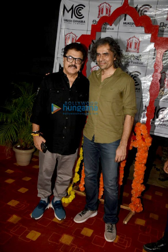 photos celebs snapped at the khidkiyaan theatre festival 3