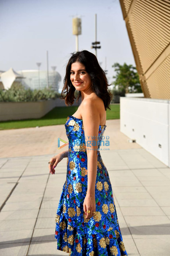 photos divya khosla kumar snapped in abu dhabi for iifa awards 1