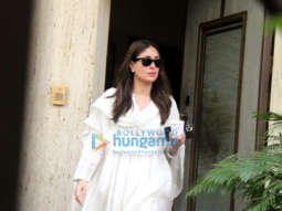 Photos: Kareena Kapoor Khan spotted in Bandra