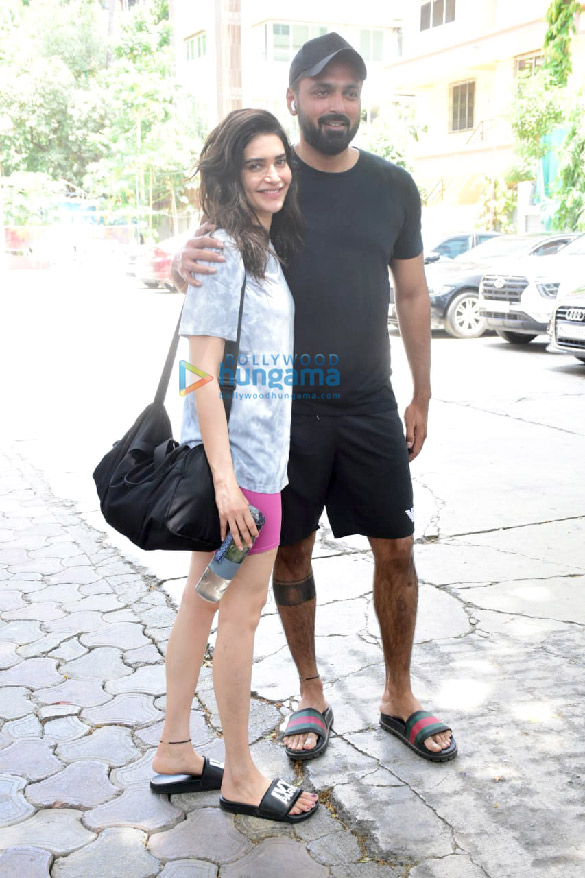 Photos: Karishma Tanna and her husband snapped in Bandra Photos: Karishma Tanna and her husband snapped in Bandra