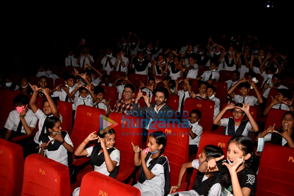 Photos: Kartik Aaryan and Bhushan Kumar host a special screening of Bhool Bhulaiyaa 2 for the kids of Cry Foundation Photos: Kartik Aaryan and Bhushan Kumar host a special screening of Bhool Bhulaiyaa 2 for the kids of Cry Foundation