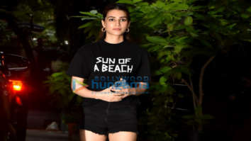 Photos: Kriti Sanon snapped at the Maddock Films office
