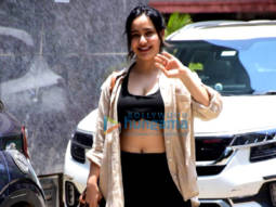 Photos: Neha Sharma, Karishma Tanna and Neha Bhasin spotted in Bandra