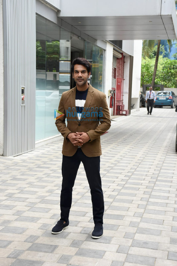 photos rajkummar rao and sanya malhotra snapped during the promotions of their film hit the first case 5