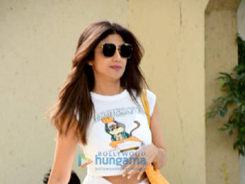Photos: Shilpa Shetty snapped outside a salon in Juhu