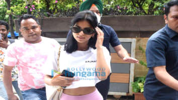 Photos: Suhana Khan and Khushi Kapoor snapped outside their dance classes