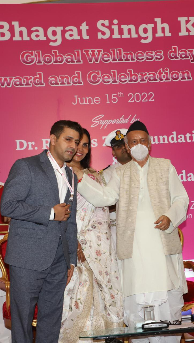 Vidyut Jammwal and Faruk Kabir felicitated by Maharashtra Governor, Bharat Singh Koshyari Vidyut Jammwal and Faruk Kabir felicitated by Maharashtra Governor, Bharat Singh Koshyari