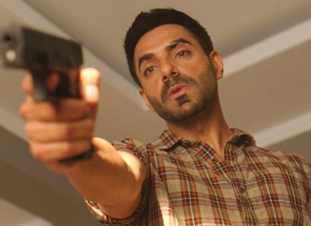 Aparshakti Khurana to play a Kashmiri terrorist in Dhoka D Round Corner; learns Kashmiri and sheds weight to essay the role