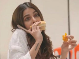 Alaya F’s caught eating her favorite junk food
