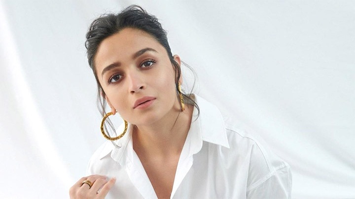 Alia Bhatt: “Darlings is coming to your phones, it’s an intimate watch, it’s not…” | Gaurav Verma Alia Bhatt: “Darlings is coming to your phones, it’s an intimate watch, it’s not…” | Gaurav Verma