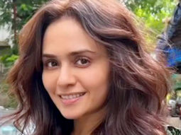 Amruta Khanvilkar making the most out of good hair day