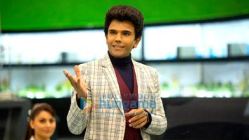 Movie Stills Of The Movie Dr. S – The Legend