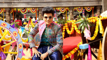 Movie Stills Of The Movie Dr. S – The Legend