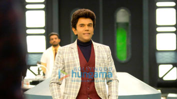 Movie Stills Of The Movie Dr. S – The Legend