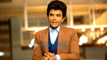 Movie Stills Of The Movie Dr. S – The Legend