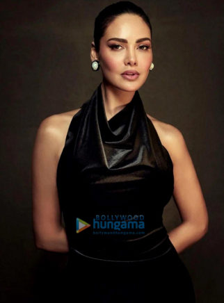 Celebrity Photos of Esha Gupta