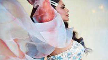 Celebrity Photos of Esha Gupta