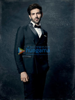 Celeb Photos Of Kartik Aaryan