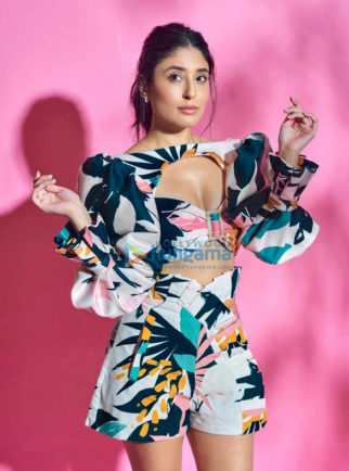 Celebrity Photos of Kritika Kamra