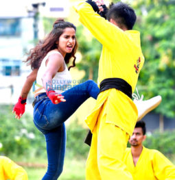 Movie Stills Of The Movie Ladki - Dragon Girl