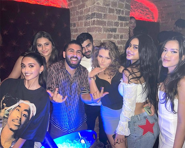 Nysa Devgn parties with Arjun Rampal's daughter Mahikaa in London, see photos 