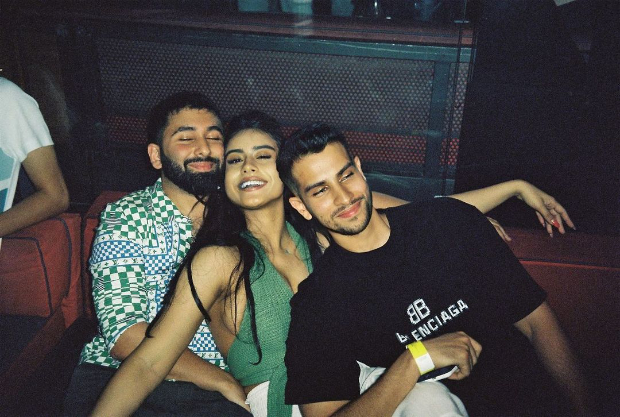 Nysa Devgn parties with her besties in Spain, see photos from her fun-filled trip