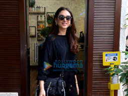 Photos: Aditi Rao Hydari snapped at a salon in Bandra