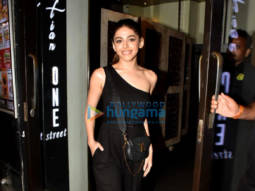 Photos: Alaya F snapped at Bastian in Khar