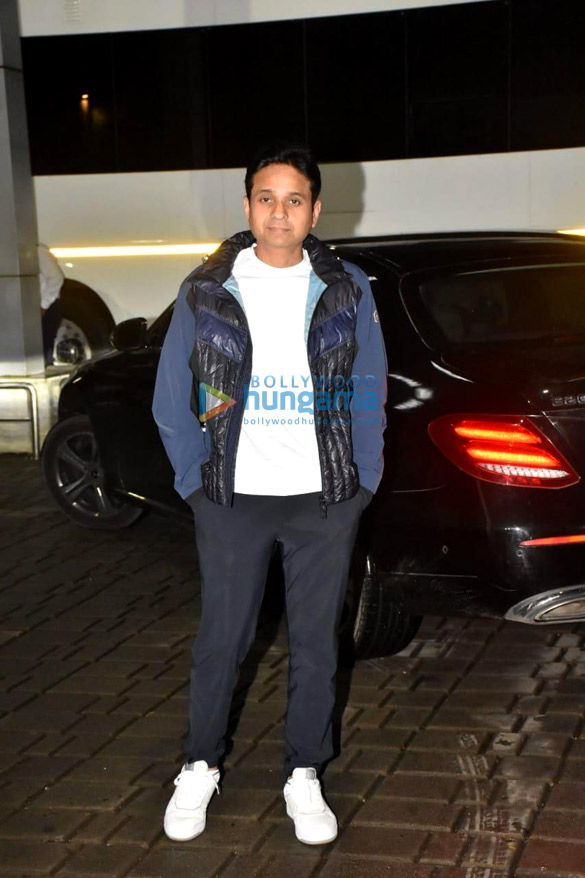 photos ananya panday karan johar apoorva mehta and charmee kaur snapped at kalina airport 2