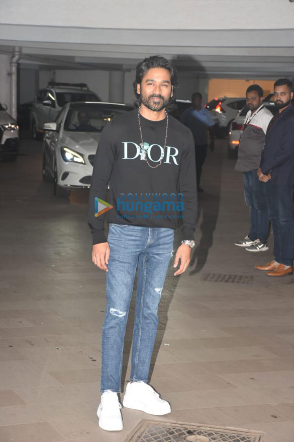 photos celebs attend ritesh sidhwanis dinner party for the russo brothers 5