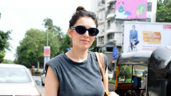 Photos: Hansika Motwani snapped in Juhu