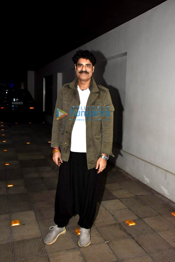 photos huma qureshi rings in her birthday with her brother saqib saleem and friends in bandra 16