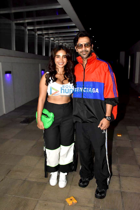 photos huma qureshi rings in her birthday with her brother saqib saleem and friends in bandra 5 2