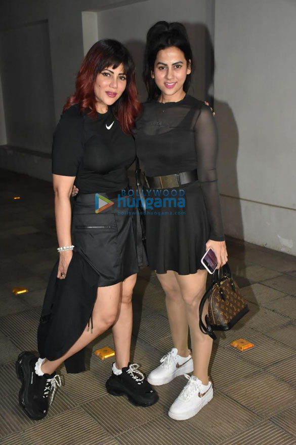 photos huma qureshi rings in her birthday with her brother saqib saleem and friends in bandra 5