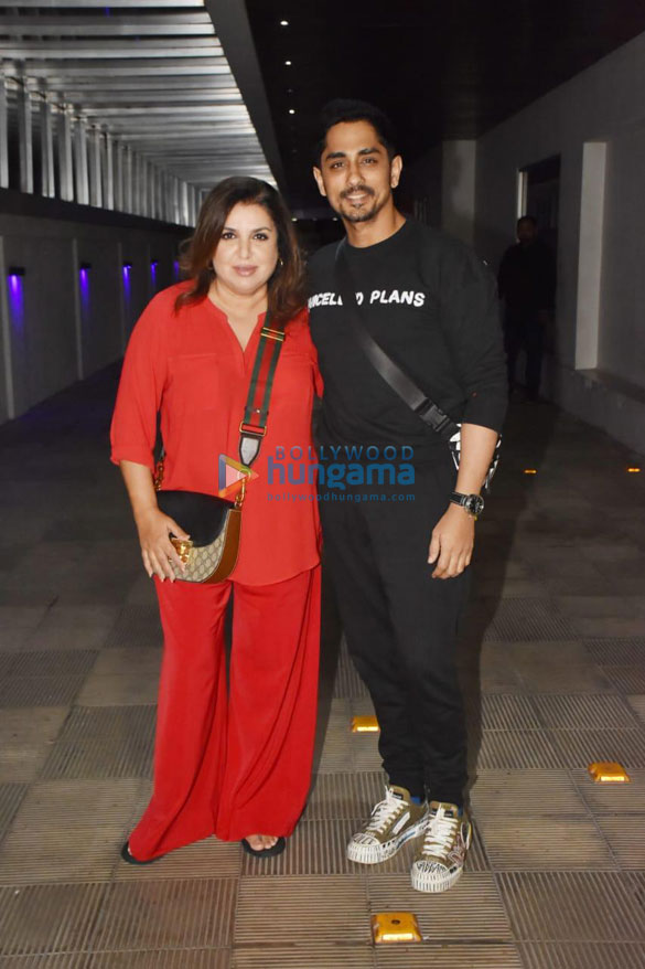 photos huma qureshi rings in her birthday with her brother saqib saleem and friends in bandra 9900 1