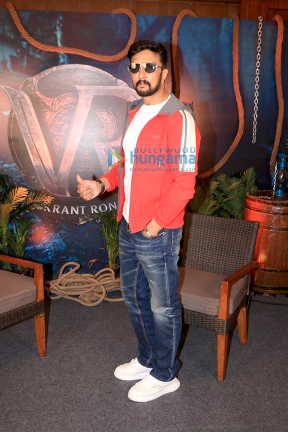 photos kichcha sudeepa snapped promoting his film vikrant rona in juhu 1