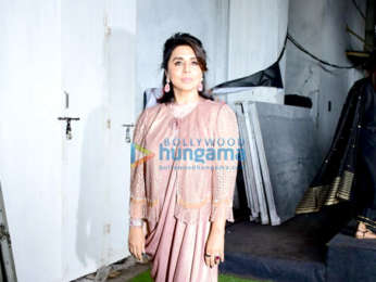 Photos: Neetu Kapoor and Karan Kundrra snapped on the sets of Dance Deewane Juniors