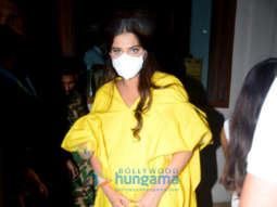 Photos: Sonam Kapoor Ahuja snapped at Bastian in Worli