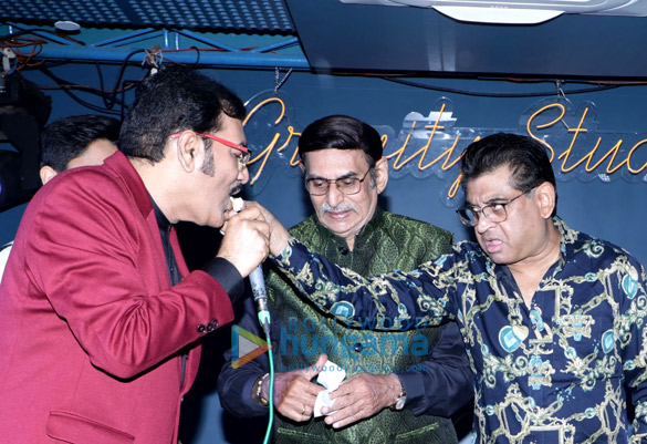 photos sonu nigam sachin pilgaonkar and others snapped at sudesh bhosa