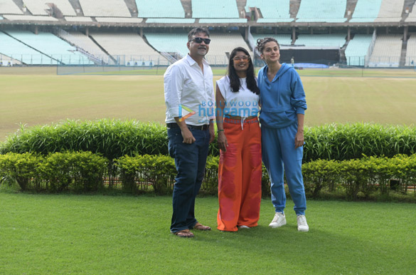photos taapsee pannu mithali raj and srijit mukherjee snapped at eden gardens for shabaash mithu promotions 6