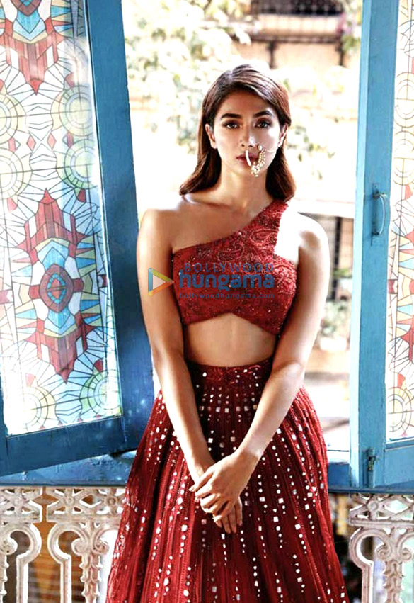 pooja hegde 3 55