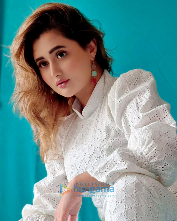 rashami desai 1 31