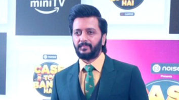 Riteish Deshmukh smiles for paps