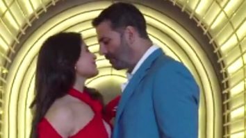 Samantha Ruth Prabhu and Akshay Kumar do the Pushpa step!