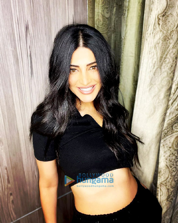shruti haasan 5 6