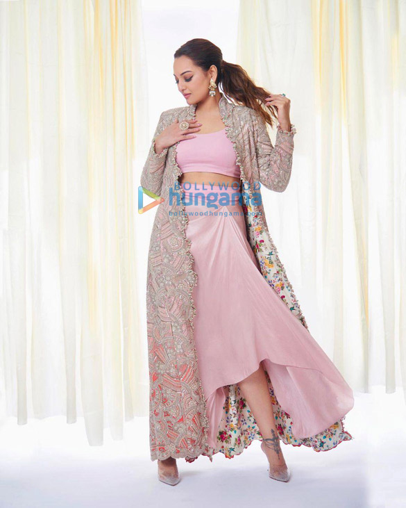 sonakshi sinha 11 7