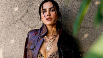 Celeb Photos Of Sonnalli Seygall