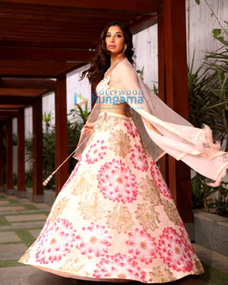 Celeb Photos Of Sophie Choudry