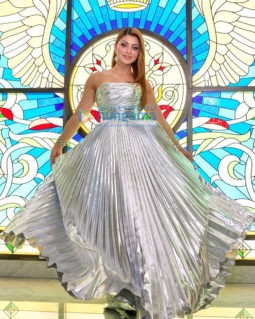 Celeb Photos Of Urvashi Rautela